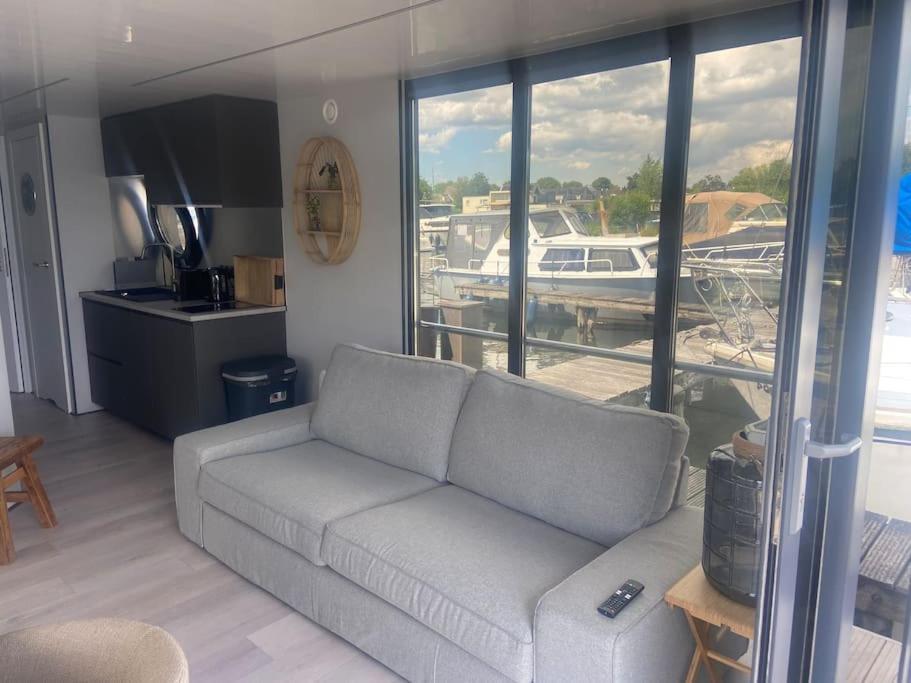 La Mare Houseboat Hotel Nederhorst den Berg Eksteriør billede
